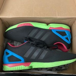 Adidas Men Torsion Sneakers Size 9